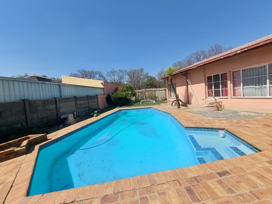 4 Bedroom Property for Sale in Sasolburg Ext 11 Free State